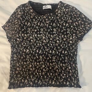 Hollister Black Floral S/S Crop Top Elastic Size L